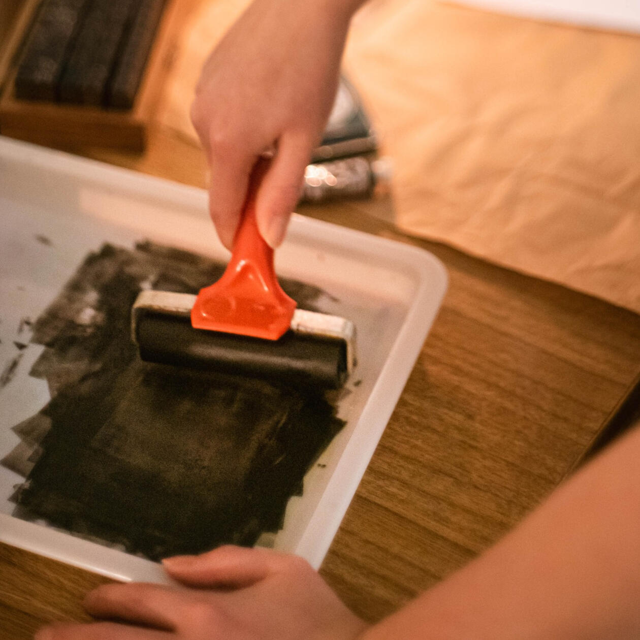 Annika with print roller